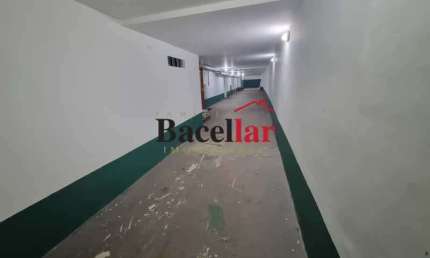 Prédio com 9 salas para alugar na Rua São João Batista, Botafogo, Rio de Janeiro, 424 m2 por R$ 22.000