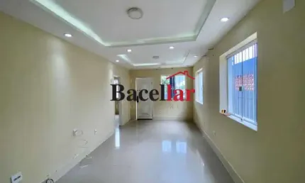Casa em condomínio fechado com 3 quartos à venda na Rua Matupa, Lins de Vasconcelos, Rio de Janeiro, 183 m2 por R$ 585.000
