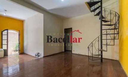 Casa com 4 quartos à venda na Rua Ibituruna, Maracanã, Rio de Janeiro, 253 m2 por R$ 879.000