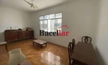Apartamento com 3 quartos à venda na Rua Itacuruçá, Tijuca, Rio de Janeiro, 110 m2 por R$ 599.900
