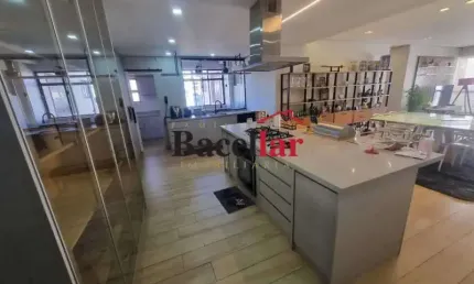Apartamento com 3 quartos à venda na Rua Gonzaga Bastos, Vila Isabel, Rio de Janeiro, 156 m2 por R$ 1.100.000