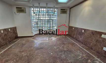 Casa com 2 quartos para alugar na Rua Visconde de Abaeté, Vila Isabel, Rio de Janeiro, 102 m2 por R$ 2.900