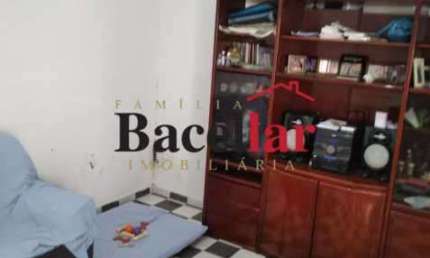 Casa com 3 quartos à venda na Rua Barão de Vassouras, Andaraí, Rio de Janeiro, 240 m2 por R$ 380.000
