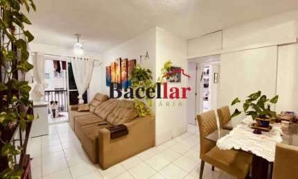 Apartamento com 3 quartos à venda na Rua Embaixador Ramon Carcano, Tijuca, Rio de Janeiro, 95 m2 por R$ 550.000