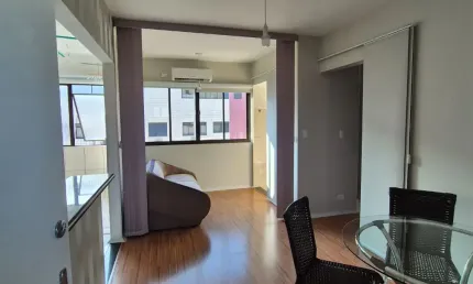Oportunidade. lindooooo apartamento... frente total.  reformado
