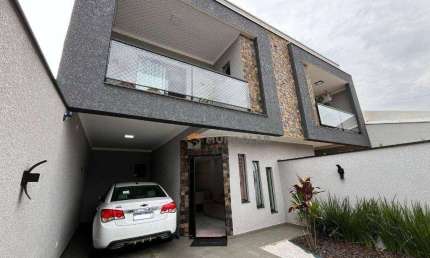 Sobrado com 3 dormitórios à venda, 131 m² por R$ 1.050.000,00 - Cachoeira - Araucária/PR