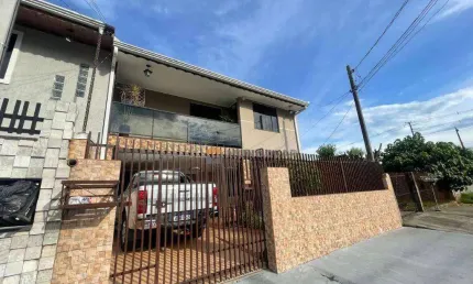 Sobrado com 2 dormitórios à venda, 200 m² por R$ 500.000,00 - Costeira - Araucária/PR