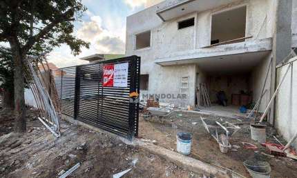 Sobrado com 3 dormitórios à venda, 105 m² por R$ 741.000,00 - Cachoeira - Araucária/PR