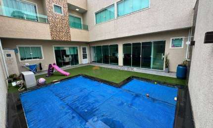 Sobrado com 3 dormitórios à venda, 244 m² por R$ 2.250.000,00 - Iguaçu - Araucária/PR