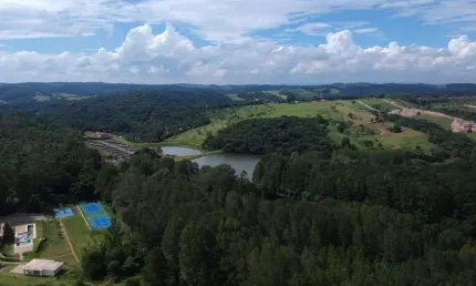 Vários Lagos e Lazer completo | Lançamento em Jundiaí| Lotes a partir de 1000m² | Consulte