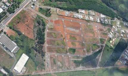 Fiação Subterrânea | Na entrada da Cidade | Lotes a partir de 250m² próximo ao Centro