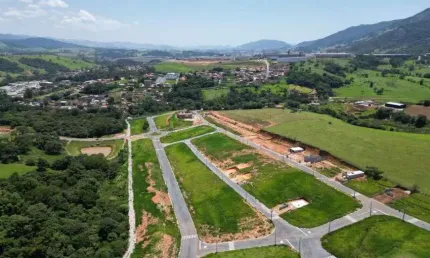 Últimos Lotes, a partir de 250m² em Extrema |Já pode construir | Facilitado| Lazer e Lagos