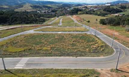 Liberado pra Construir | LOTES a partir de 250m² em Extrema com Lagos e Área de Lazer