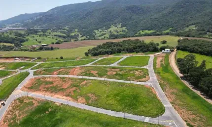 Últimos Lotes | A partir de 250m² | Residenciais e Comerciais em Extrema com Lazer e Lagos