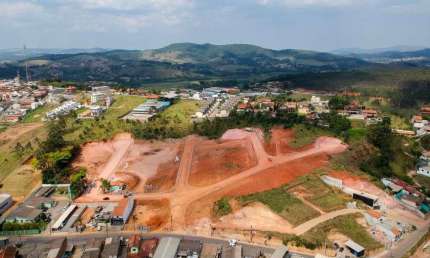 Próximo ao Centro de Bom Jesus dos Perdões | Lotes a partir de 150m² | Facilitado