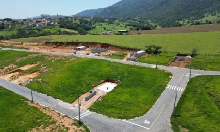 Lotes Residenciais e Mistos a partir de 250m² em Extrema | Lagos e Lazer | Facilitado