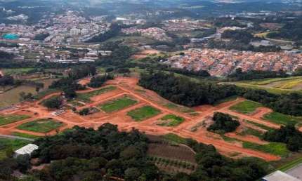 Condomínio Fechado com Área de Lazer em LOUVEIRA| LOTES a partir de 300m² |Excelente local
