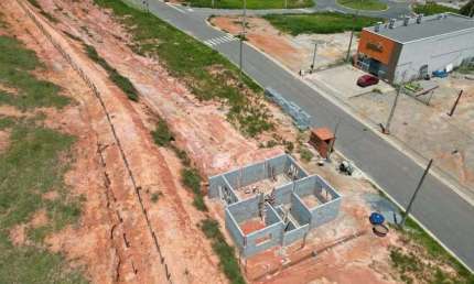 Vista para Serra do Lopo | Lotes a partir de 250m² em Extrema | Lazer e Lagos | Facilitado