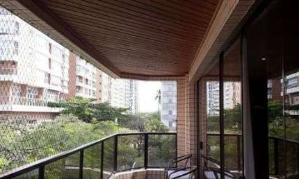 Apartamento para venda tem 200 metros quadrados com 3 quartos em Embaré - Santos - São Paulo