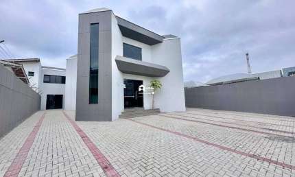 Locação Comercial: Prédio com 697 metros privativos no centro de Balneário Camboriú