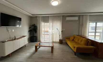 Aluguel anual, 3 quartos, mobiliado e equipado, Centro Balneário Camboriú-SC.
