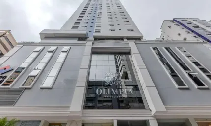 Aluguel Anual: Apartamento 4 suítes, Centro, Balneário Camboriú.