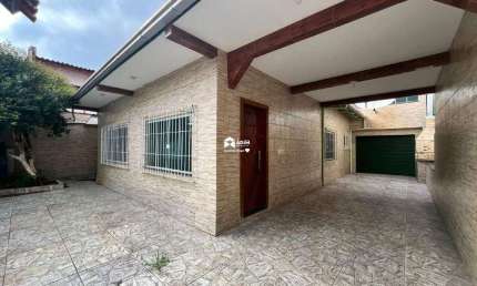 Aluguel Anual: Casa Comercial com 252m² bairro municípios em Balneário Camboriú