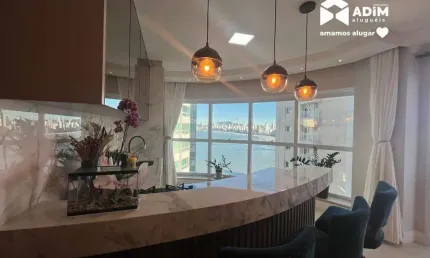 Aluguel anual: Apartamento de 3 suítes no Pioneiros em Balneário Camboriú
