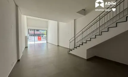 Aluguel Anual: Sala comercial 142,26m² no Centro em Balneário Camboriú