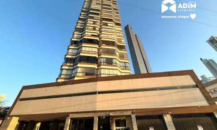Aluguel Anual: Apartamento reformado com 3 quartos sendo 1 suíte master + dependência . na barra sul em Balneário Camboriú.