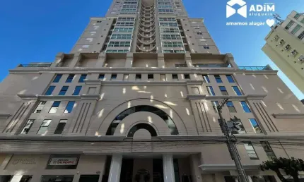 Aluguel anual: apartamento mobiliado com 3 suítes - centro de balneário camboriú.