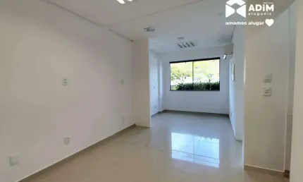 Aluguel anual: sala comercial para área médica no bairro ariribá em balneário camboriu