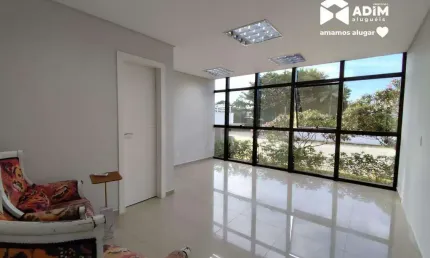 Aluguel anual: sala comercial para área médica no bairro ariribá em balneário camboriu