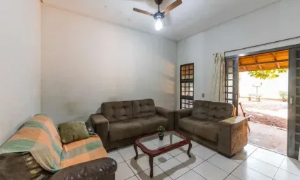 Excelente casa tipo para venda com 4 quartos, sendo 2 suítes, 322m²