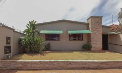Excelente casa tipo para venda em Nova Jaboticabal com 2 quartos, sendo 2 suítes, 272m²