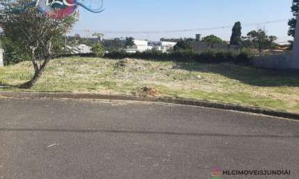 Terreno à Venda no condomínio Terras de Genova - lote em declive com uma vista para a Mata