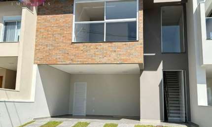Casa em Condomínio de Luxo em Jundiaí-SP, 3 quartos, 1 suíte, 3 banheiros, 2 vagas, 157m² - Imperdível!