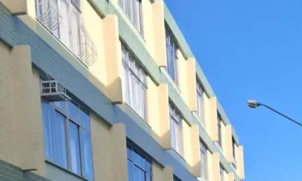 Apartamento para Venda em Cabo Frio, Centro, 2 dormitórios, 1 suíte, 1 banheiro, 1 vaga