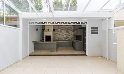 Casa com 3 quartos à venda na Rua Vicente Ciccarino, 498, Boa Vista, Curitiba
