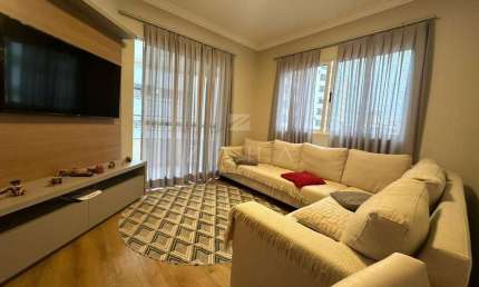Apartamento com 3 quartos à venda na Rua 212, 61, Meia Praia, Itapema