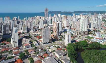Apartamento com 3 quartos à venda na Rua 274, 513, Castelo Branco, Itapema