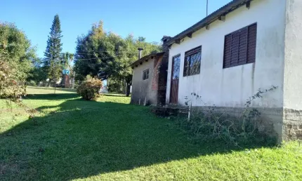 Sítio para Venda em Pelotas, Cascata, 2 dormitórios, 1 banheiro, 1 vaga