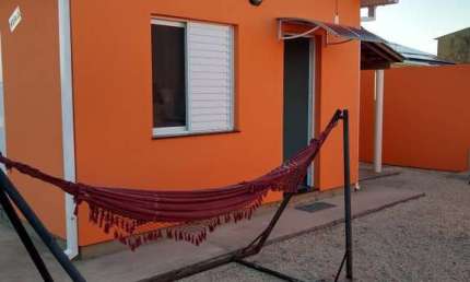 Casa para Venda em Pelotas, Laranjal, 2 dormitórios, 1 banheiro