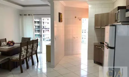 Apartamento para Temporada em Itapema, Meia Praia, 3 dormitórios, 1 suíte, 2 banheiros, 1 vaga