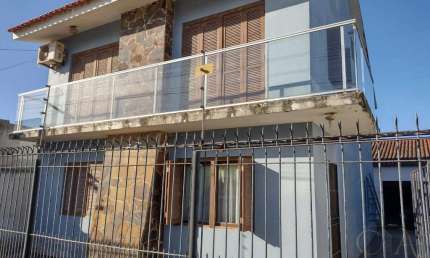 Casa para Venda em Pelotas, Areal, 3 dormitórios, 2 banheiros, 1 vaga