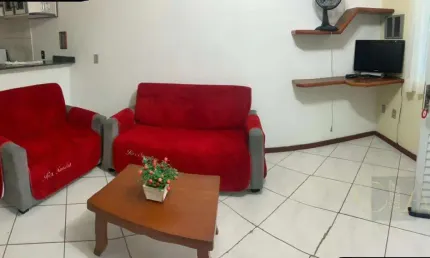 Casa para Temporada em Bombinhas, Bombas, 2 dormitórios, 1 banheiro, 1 vaga