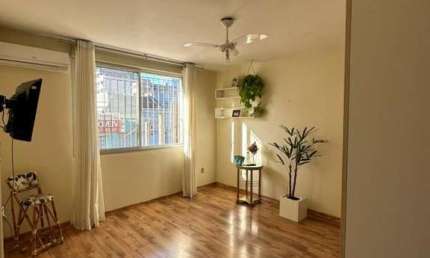 Apartamento para Venda em Pelotas, Centro, 2 dormitórios, 1 banheiro, 1 vaga