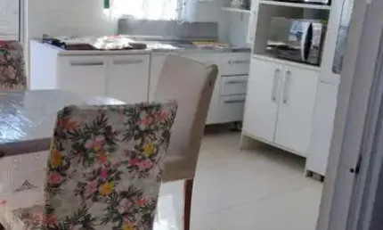 Casa para Venda em Pelotas, Três Vendas, 2 dormitórios, 2 banheiros