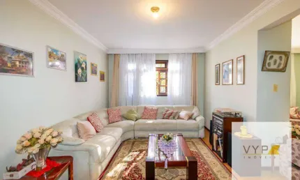 Casa com 4 dormitórios à venda, 266 m² por R$ 1.095.000,00 - Cajuru - Curitiba/PR