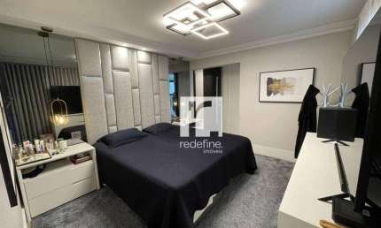 Apartamento mobiliado, com 4 dormitórios (2 suítes) e 2 vagas à venda, 247 m² por R$ 2.968.000 - Aclimação - São Paulo/SP